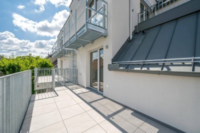 Erstbezug. Hochwertige Drei-Zimmer-Dachgeschoßwohnung mit Balkon – sofort verfügbar - zu mieten in 1170 Wien