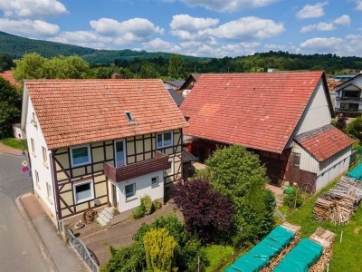 Viel Platz und Licht für die große Familie - Einfamilienhaus mit Scheune, Hof- und Gartenfläche