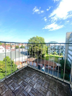 KEINE PROVISON I 3-ZIMMER-DOMIZIL I SONNIGE LOGGIA I KOMPLETT ERNEUERT I BESTE LAGE BEIM LEND I HELL &amp; LUFTIG I RUHIGES WOHNEN I TIERFREUNDLICHES ZUHAUSE I PROJEKT WOHNEN I