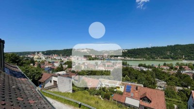Charmante Dachgeschosswohnung in einem Dreiparteienhaus in Passau-Innstadt