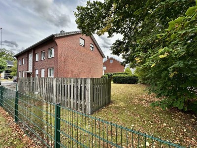 Einmalige Investitionschance - 6-Fml.-Haus mit Baugrundstück!