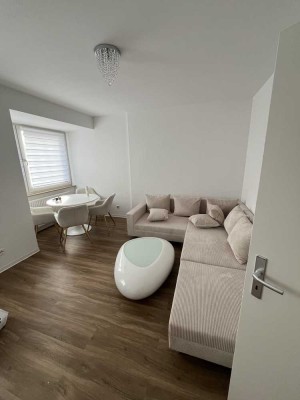 Nachmieter gesucht - 2-Zimmer Wohnung (inkl. neuwertige Möbel)