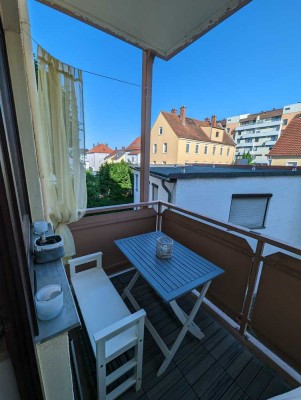 Helle 2-Zimmer Wohnung mit Balkon in Augsburg-Pfersee