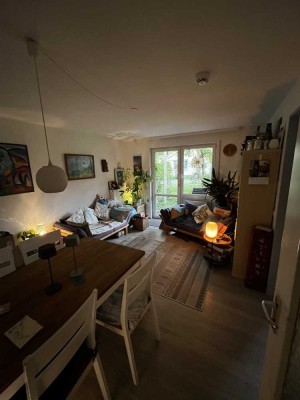 Gepflegte 2-Zimmer Wohnung mit Terrasse in München-Hadern