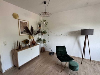 Tolle 2-Zimmer-Wohnung mit Einbauküche für Singles oder Paare mitten in Groß-Gerau von privat