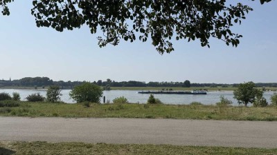 Mehrfamilienhaus mit 3 Wohneinheiten in Duisburg-Laar
