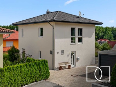 Baujahr 2017! Energieeffiziente Stadtvilla mit hochwertiger Ausstattung und schönem Garten
