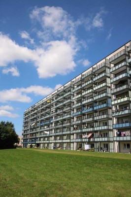 Sanierte 2 Zi.Whg. mit Balkon und Aufzug in Kiel-Suchsdorf