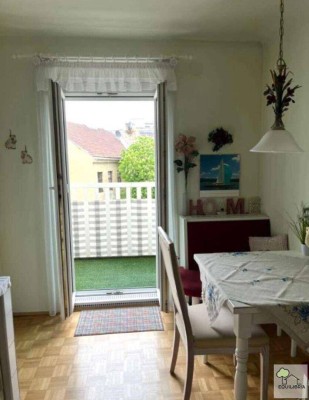 Traumhafte 2-Zimmer Balkonwohnung neben Augarten!