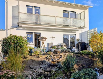 Gartenparadies mit Haus und Häuschen - das Richtige für Sie?