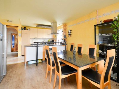 4-Zimmer-Wohntraum mit Südbalkon – hell, großzügig & sofort bezugsfrei