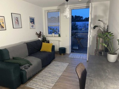 Untermiete: helle 2-Zimmer-Wohnung im 4. OG mit Balkon in Potsdam-Waldstadt II