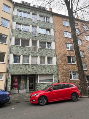 2 Zimmerwohnung mit Balkon in Düsseldorf Oberbilk