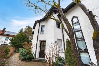 Maisonettewohnung mit Balkon in Ottobrunn – kleines Mehrfamilienhaus, ruhige Lage