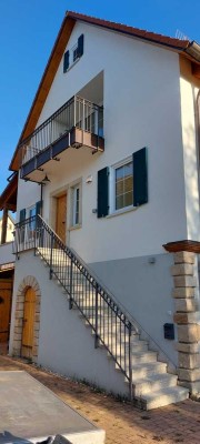 Helle Maisonette-Wohnung mit Südbalkon