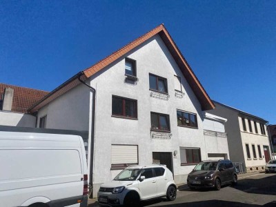 Gutgeschnittene 3-Zimmer Wohnung im Herzen von Plankstadt