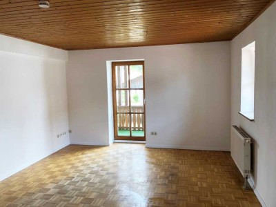 Gepflegte 4-Zimmer-Wohnung mit Balkon in Oberlauterbach