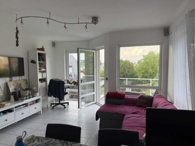 Helle 2-Zimmer-Wohnung mit Balkon in ruhiger Lage von Werder (Havel)