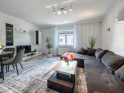 Gepflegtes Haus mit 2 Garagen und großem Garten