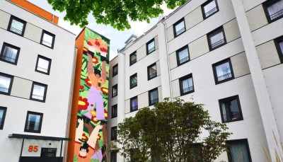 Stilvoll wohnen mit Licht und Komfort – elegante, möblierte Etagenwohnung mit moderner Einbauküche