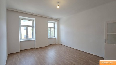 UNBEFRISTETE SINGLE-ALTBAUWOHNUNG BEIM ERLACHPLATZ