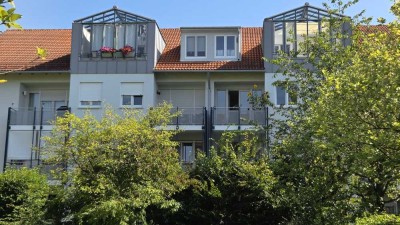 Stilvolle 2-Zimmer-Wohnung mit Balkon in Poing