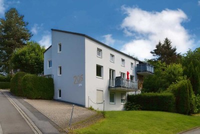 Charmante 2-Zimmer-Gartengeschosswohnung mit Terrasse und Stellplatz in gepflegtem Dreifamilienhaus