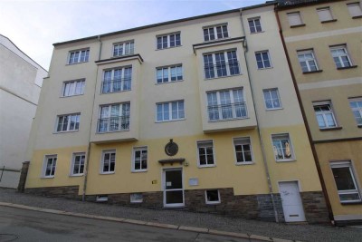 2 Raum mit Balkon und schöner Aussicht in ruhiger Zentrumslage