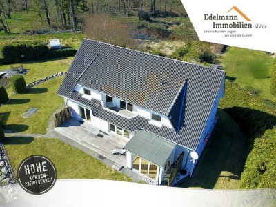 Einzigartiges ZFH in nahezu-Alleinlage mit 10 Zi. in Dierhagen, ca. 280 m² Wfl. & ca. 1.400 m² Grdst