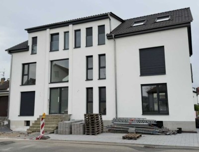 Erstbezug: 4-Zimmer-Obergeschosswohnung mit Balkon in Hemsbach
