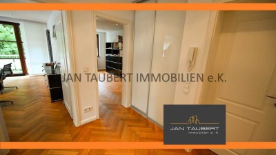 **ZENTRALES WOHNEN IM ALSTERTAL** topp modernisierte 2-Zimmer-Wohnung mit Balkon + TG