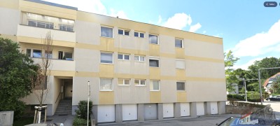 Sofortbezug möglich / 2 Zimmerwohnung mit Balkon in zentraler Lage,