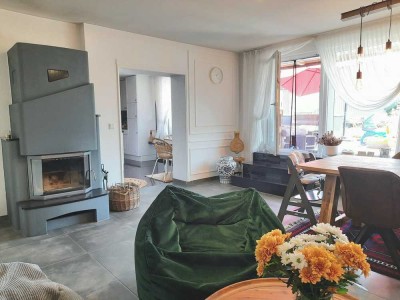 Hochwertige, helle Etagenwohnung mit Terrasse und Balkon in ruhiger Seitenstraße von Marl-Sinsen!