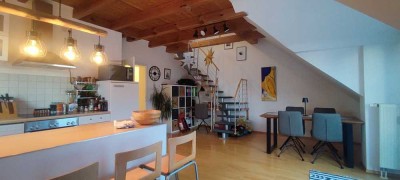 Schöne 2-Zimmer-Wohnung mit Balkon und Einbauküche in Allershausen