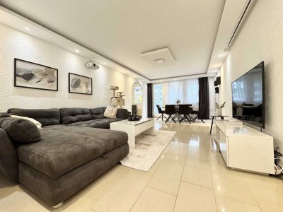 Ihr neues Zuhause in Sindelfingen: Große, helle 5,5 Zimmer-Wohnung mit Balkon