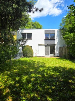 Wohnen mit Terrasse und naturnahem Außenbereich