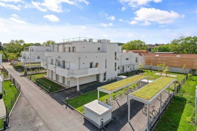 THE VINEYARD. 1 Zimmer Wohnung mit großem Balkon.