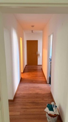Moderne 3 ZWHG am Waldpark in Obertshausen-Hausen EBK