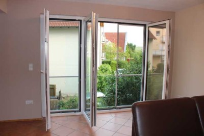Exklusive 4-Raum-Wohnung mit gehobener Innenausstattung mit Einbauküche in Werneck