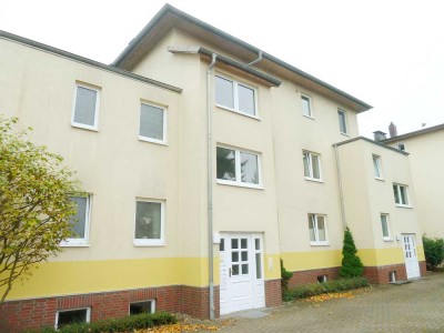 Schöne 2-Zi.-Wohnung (ca. 55 m²) mit Terrasse im Zentrum von Schwarzenbek.