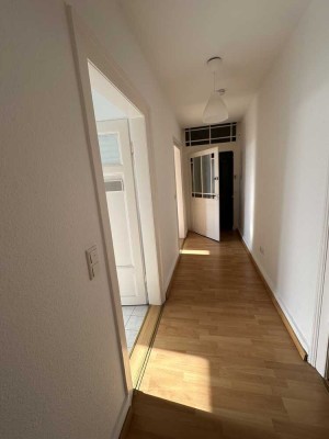 Super zentrale 3 Zimmer Altbau Wohnung in Gostenhof