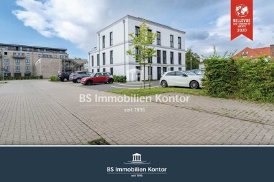 Neuwertige OG-Wohnung mit gehobener Ausstattung, Balkon und PKW-Stellplatz!