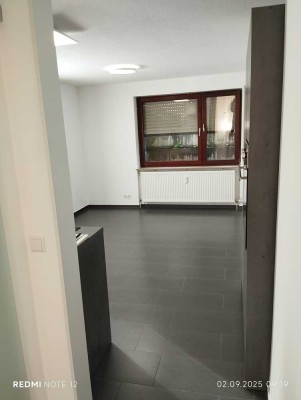 Charmante 2- Zimmer-Wohnung mit überdachter Loggia in Waiblingen-Hegnach