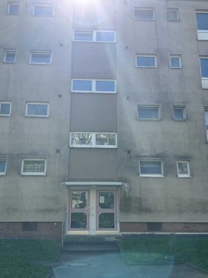 Renovierte 3-Zimmer-Wohnung mit Balkon in Kiel-Mettenhof