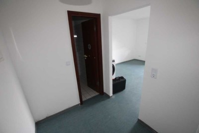 Ansprechende 1-Zimmer-Wohnung mit Balkon, MA-Rheinau – ideal für Pendler, Studierende, Berufstätige