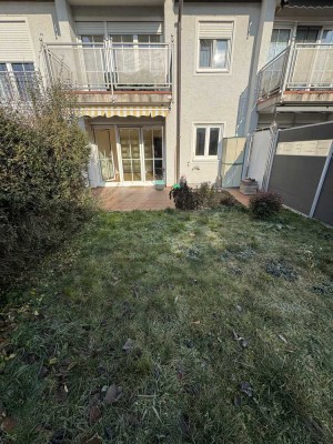 Seltene Erdgeschosswohnung mit Garten und TG in Ampfing