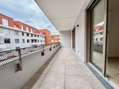 KFW55, exklusives Wohnung mit EBK, großem Balkon, Fernwärme und Tiefgarage
