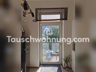 Tauschwohnung: 2 Zimmer + Wohnküche Altbau mit hohen Decken und Parkett