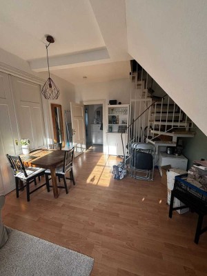 Stilvolle, gepflegte 4-Zimmer-Dachgeschosswohnung in Flensburg
