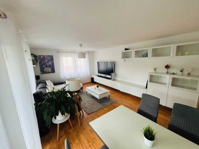 schöne 2,5 Zimmerwohnung mit Terrasse und EBK in Bietigheim-Bissingen